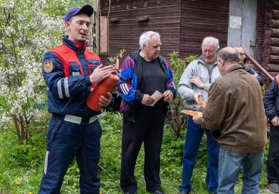 Дачный сезон: готовимся к «жаркому» периоду со специалистами Пожарно-спасательного центра Москвы