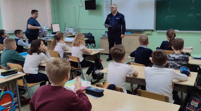 В школах Южного округа столицы проходят уроки безопасности
